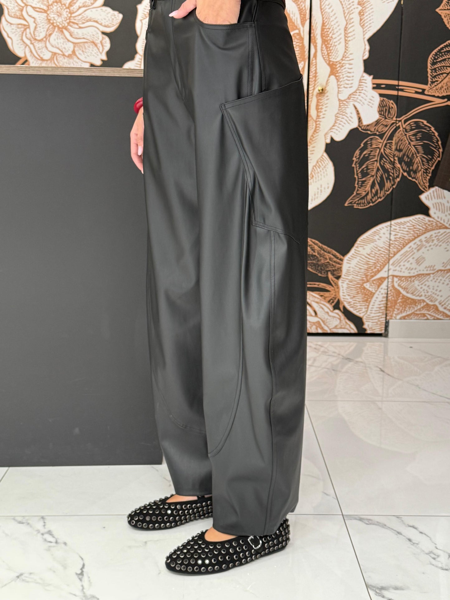 Pantalone balloon in ecopelle nero - Lumina