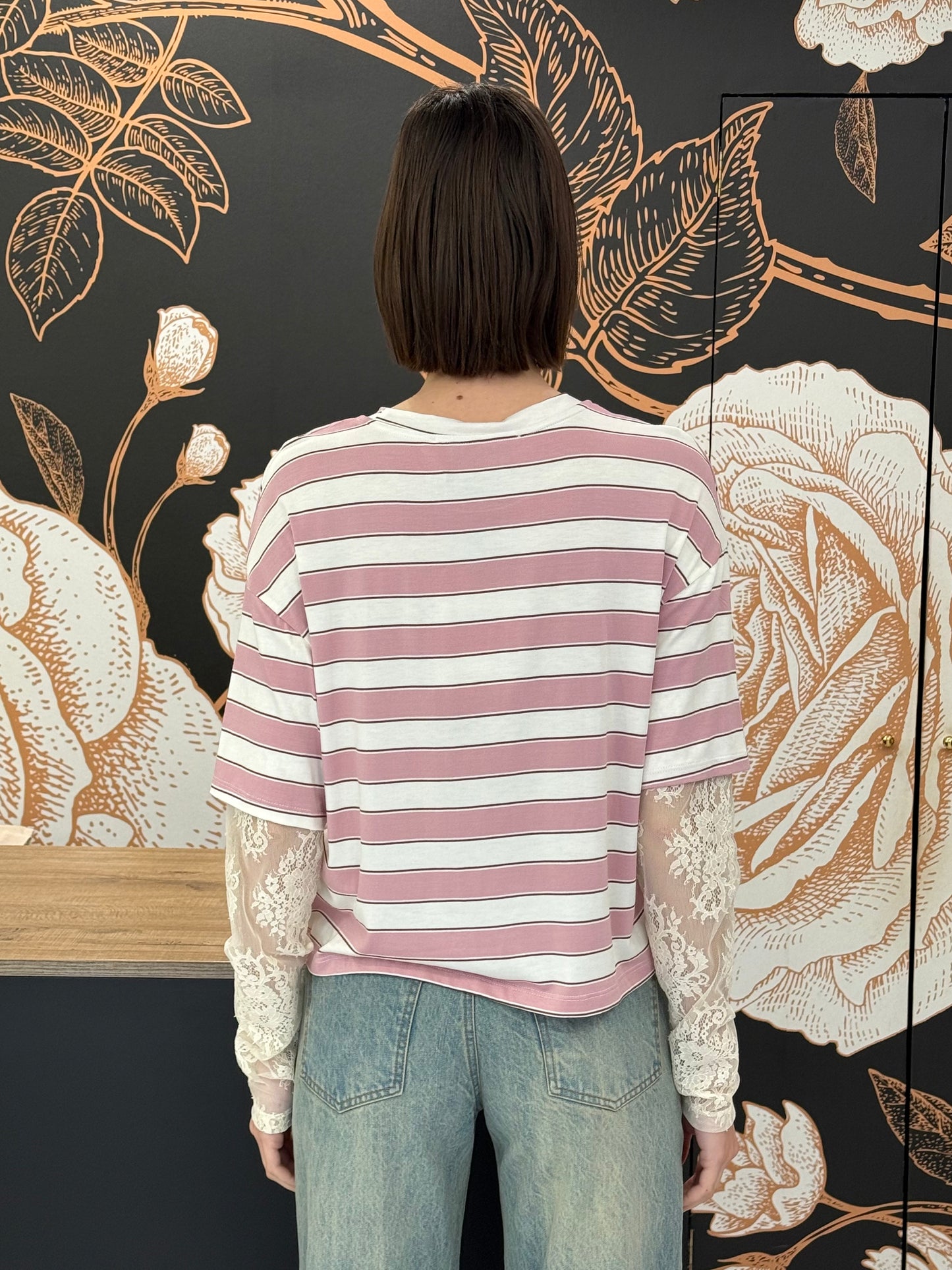 T-shirt a righe rosa maniche in pizzo - HaveOne