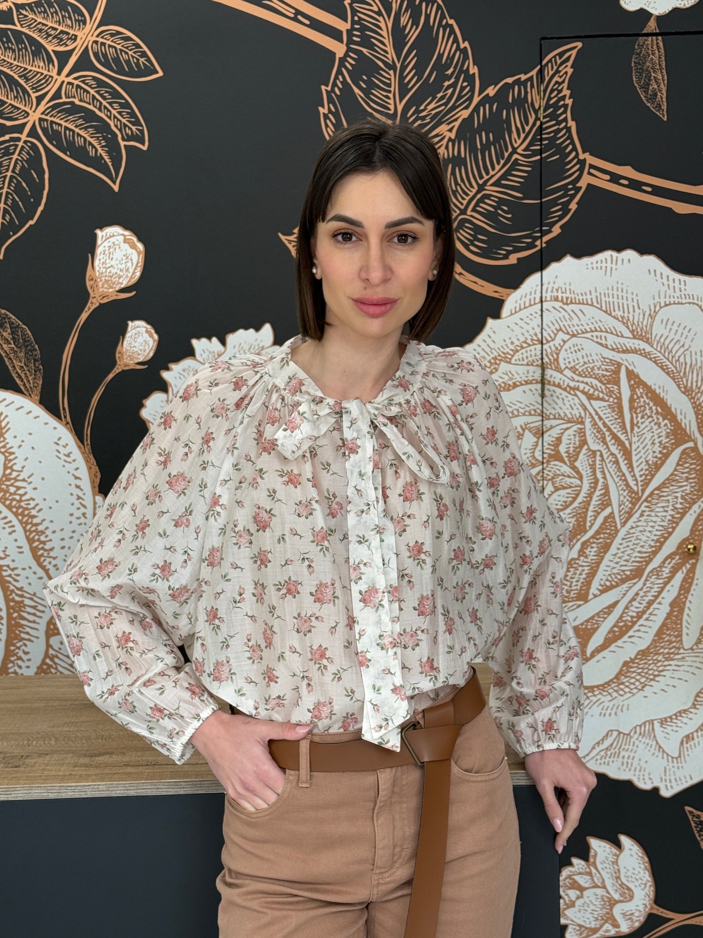 Camicia fantasia floreale con fiocco - Philia