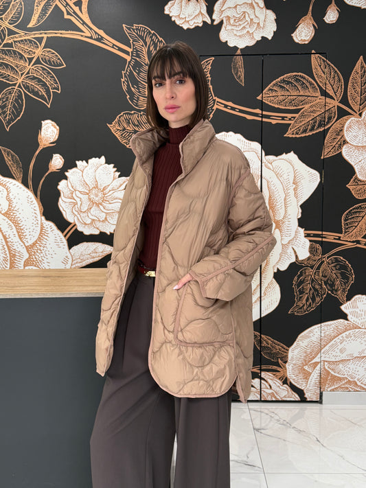 Piumino midi con impunture beige