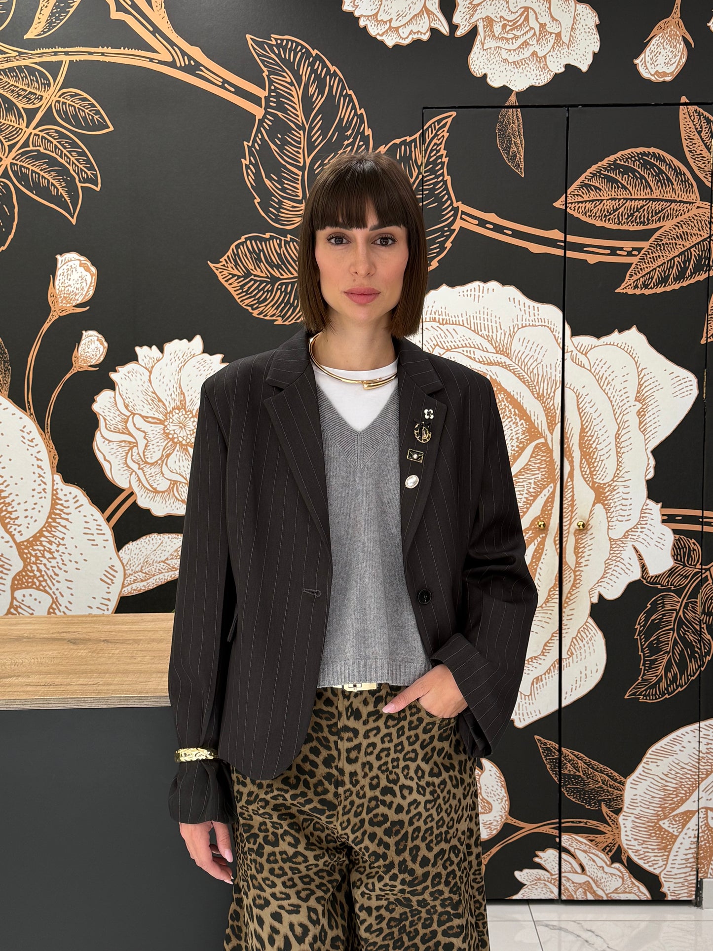 Blazer gessato con spille - Vicolo
