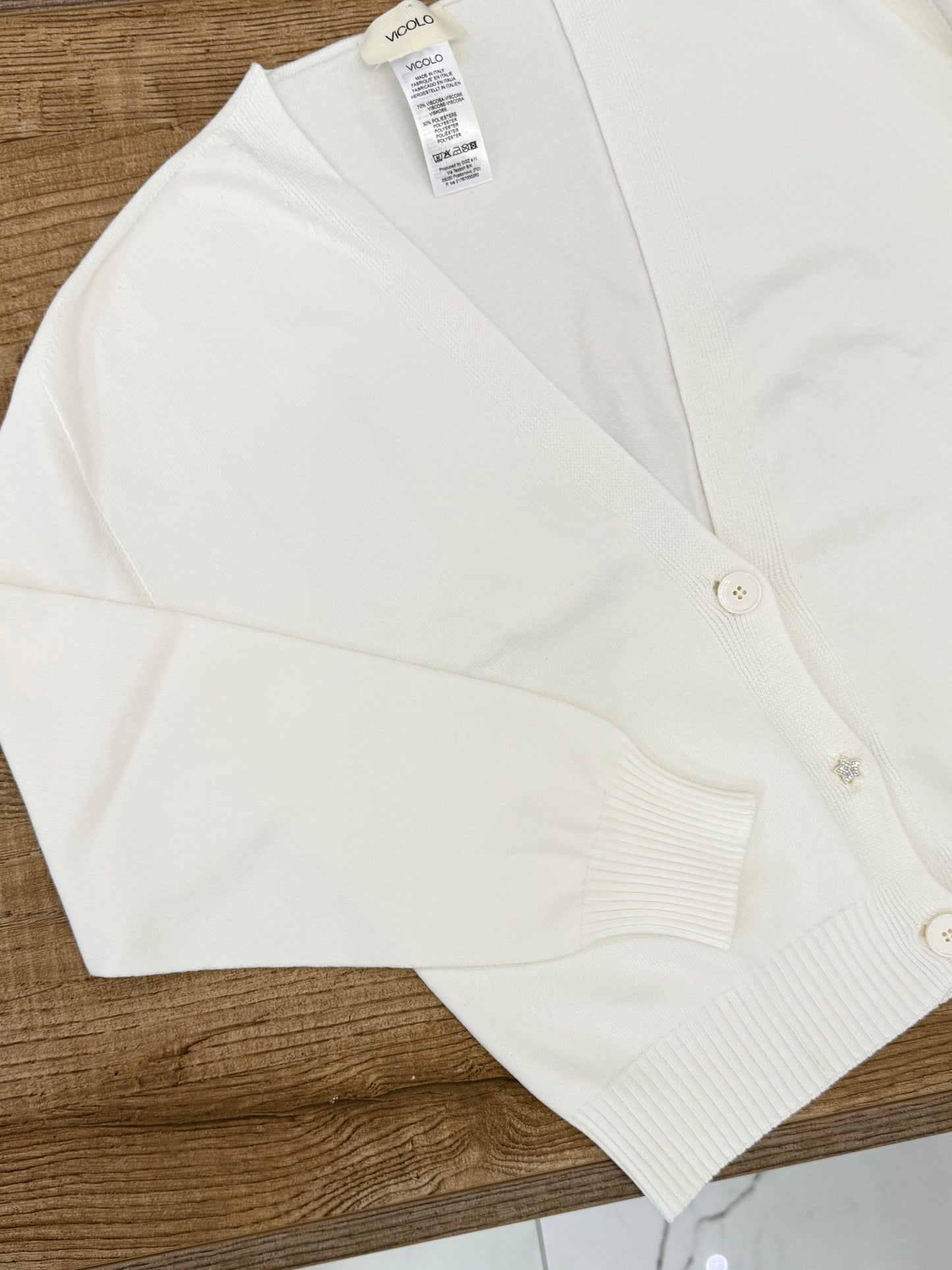 Cardigan con bottone gioiello (vari colori) - Vicolo