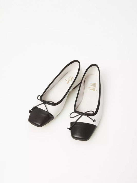 Ballerina doppio colore con fiocchetto