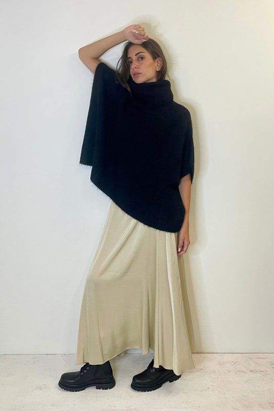 Gonna ampia crema - HaveOne