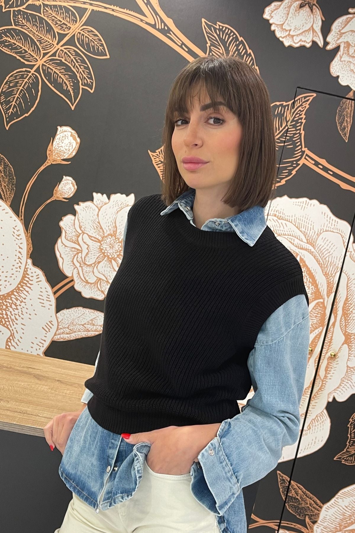 Gilet in maglia nero - Kontatto