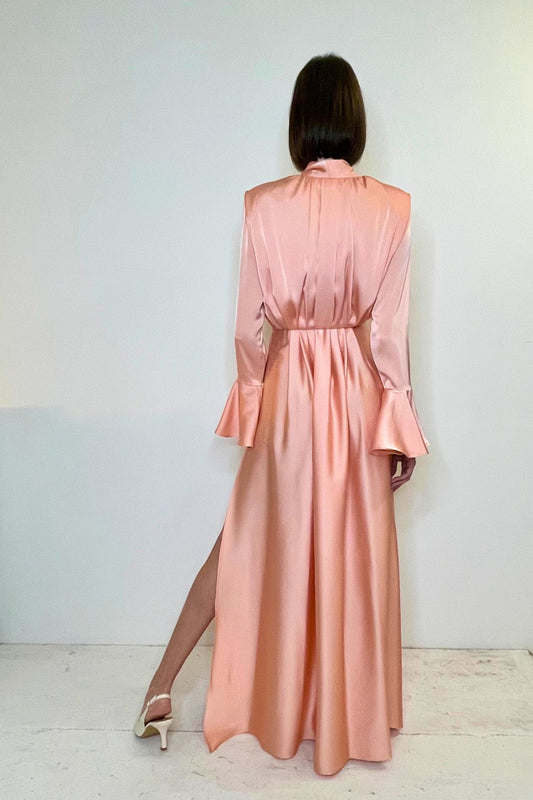 Abito lungo con spacco e profonda scollatura colore albicocca - Silence Limited