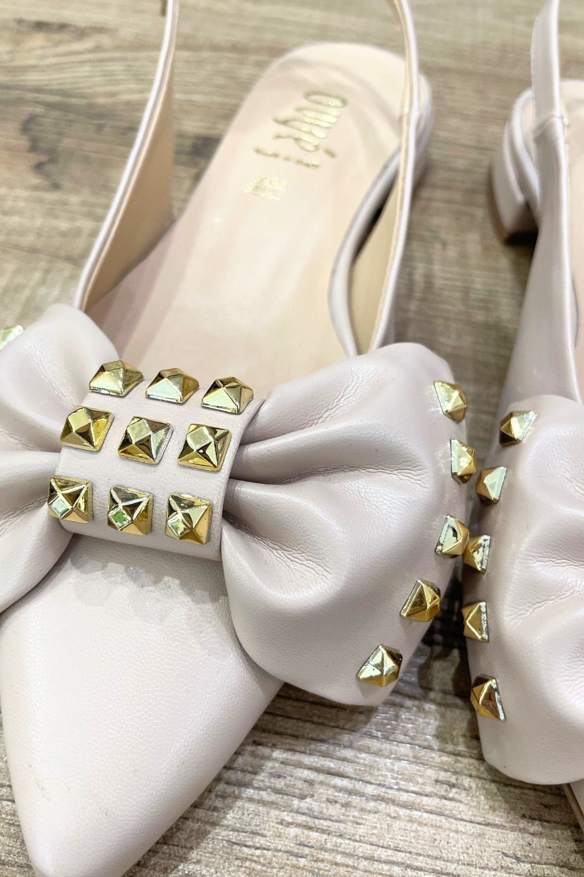 Slingback flat nude con fiocco - Ovyè