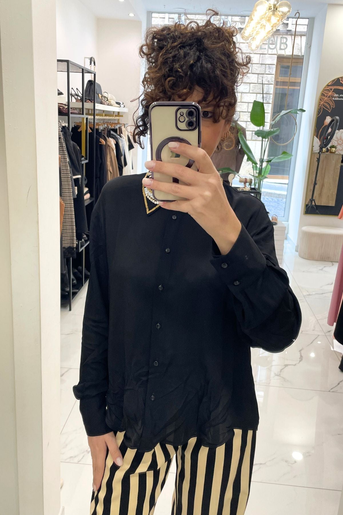 Camicia con colletto perline nero - Souvenir Clubbing