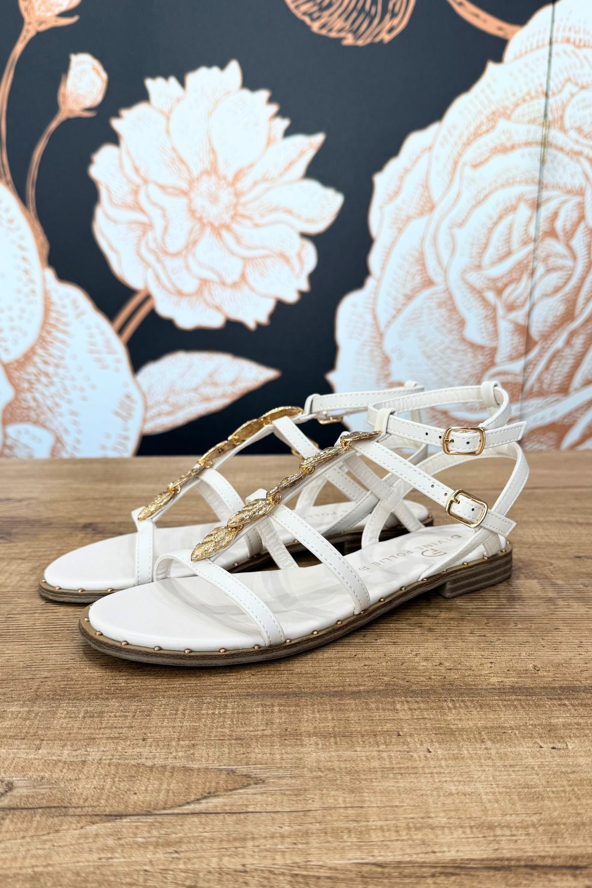 Sandalo falt dettaglio foglie oro - Divine follie