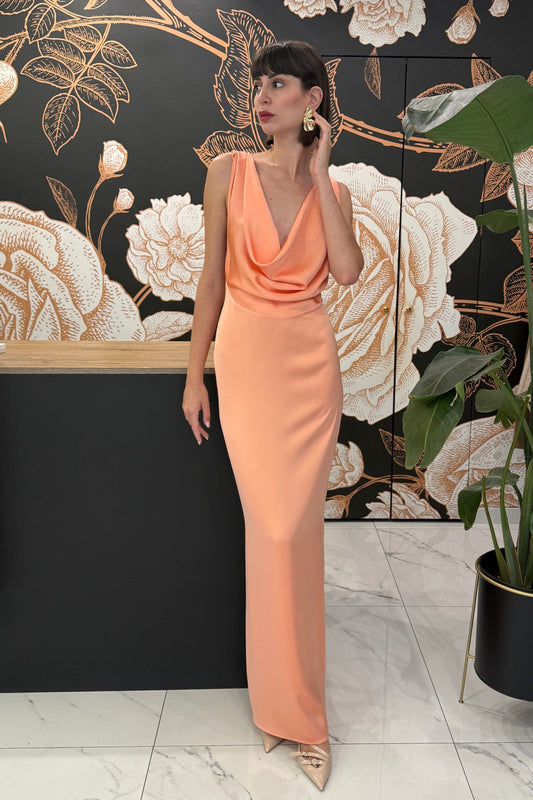 Abito lungo con scollatura a gronda colore pesca - Silence Limited
