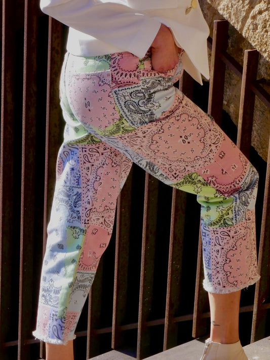 Pantaloni con stampa