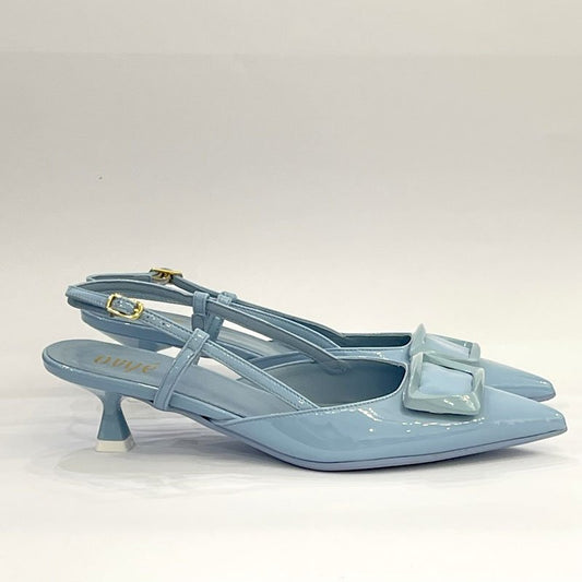 Slingback in vernice