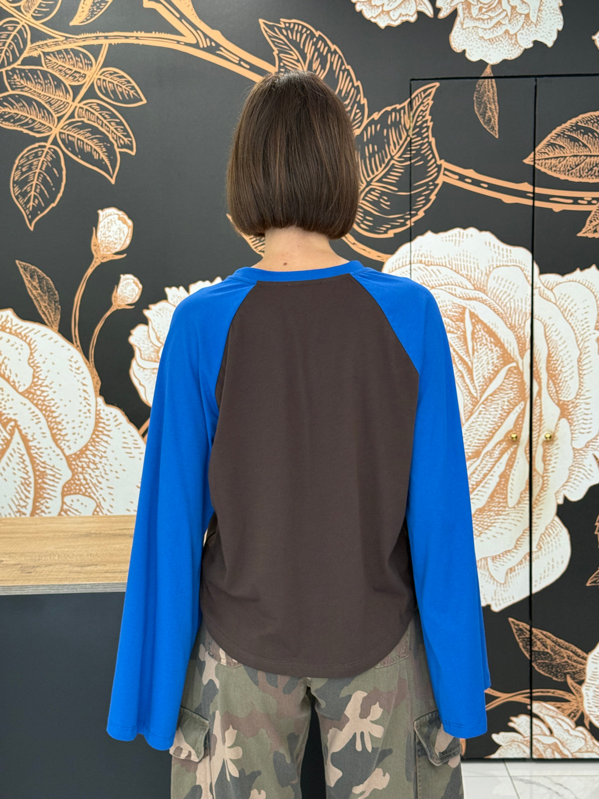 T-shirt bicolore manica over blu/moro - vicolo