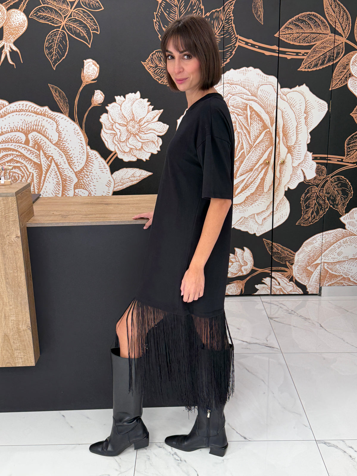 Abito t-shirt con frange nero - Vicolo