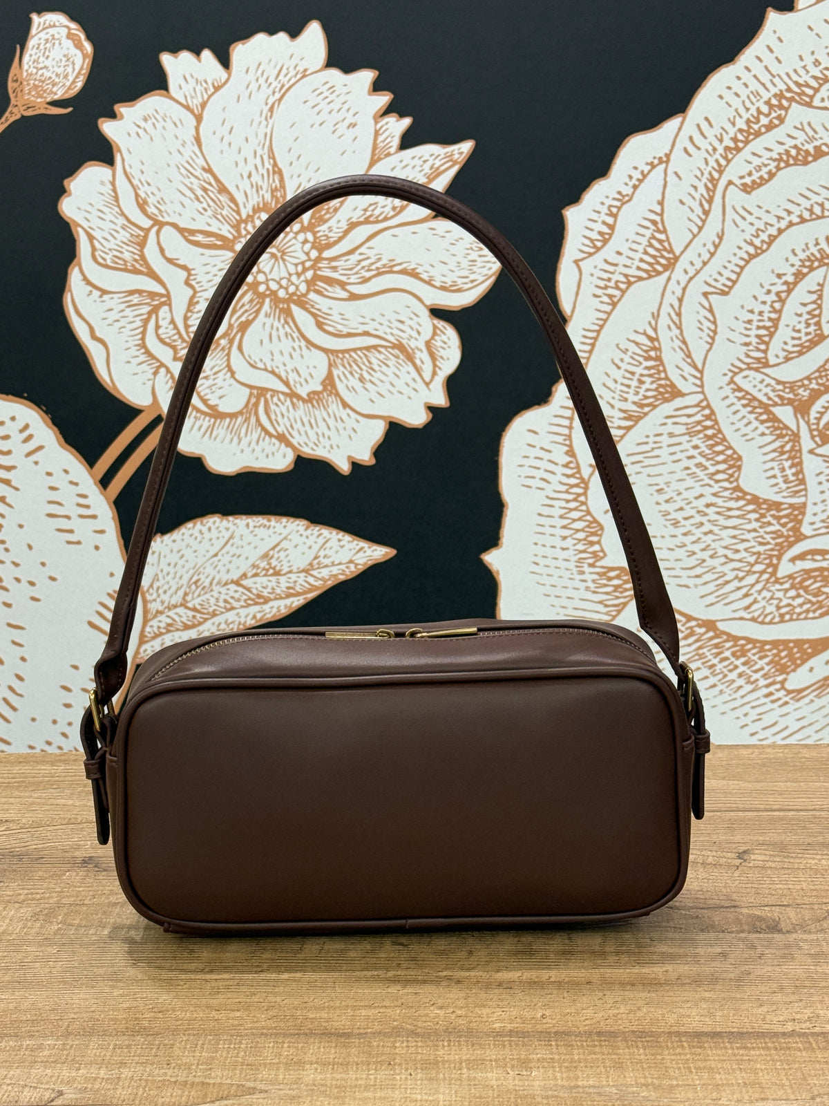 Borsa a spalla modello TRUNK cioccolato - Vicolo
