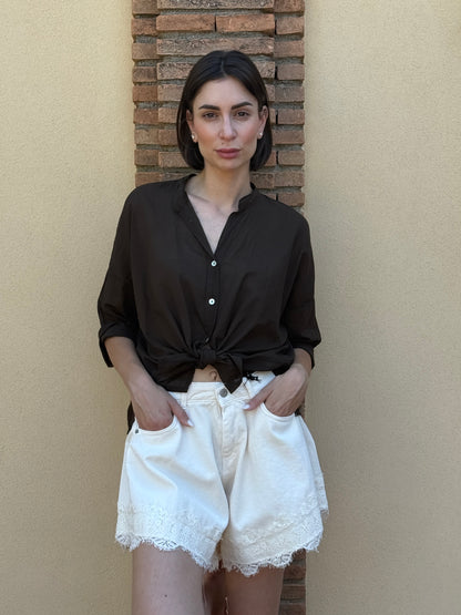 Shorts farfalla con pizzo sul fondo burro - HaveOne