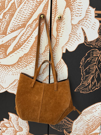 Borsa in suede con doppio manico e Pochette interna colore cuoio