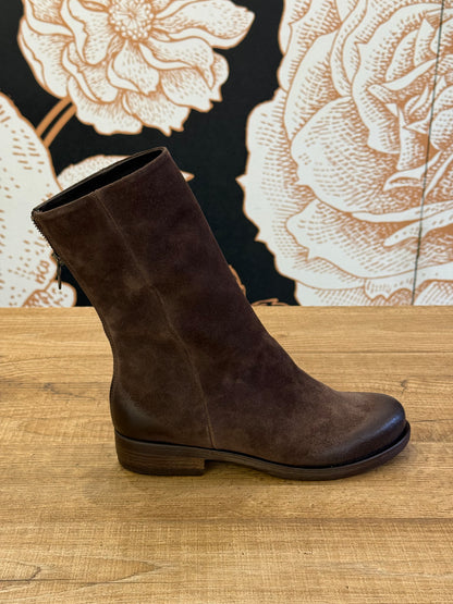 Stivaletto in camoscio con zip - Ovyè