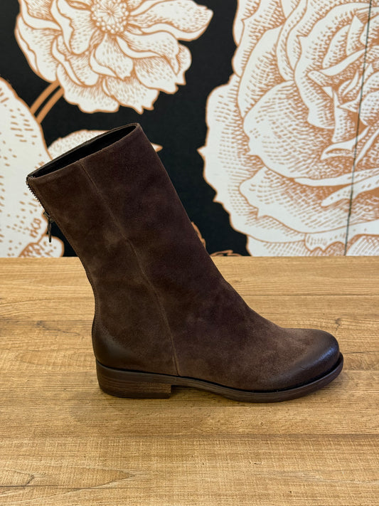 Stivaletto in camoscio con zip - Ovyè