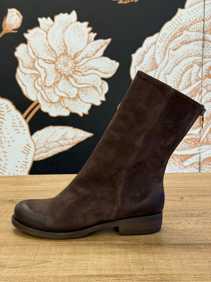 Stivaletto in camoscio con zip - Ovyè