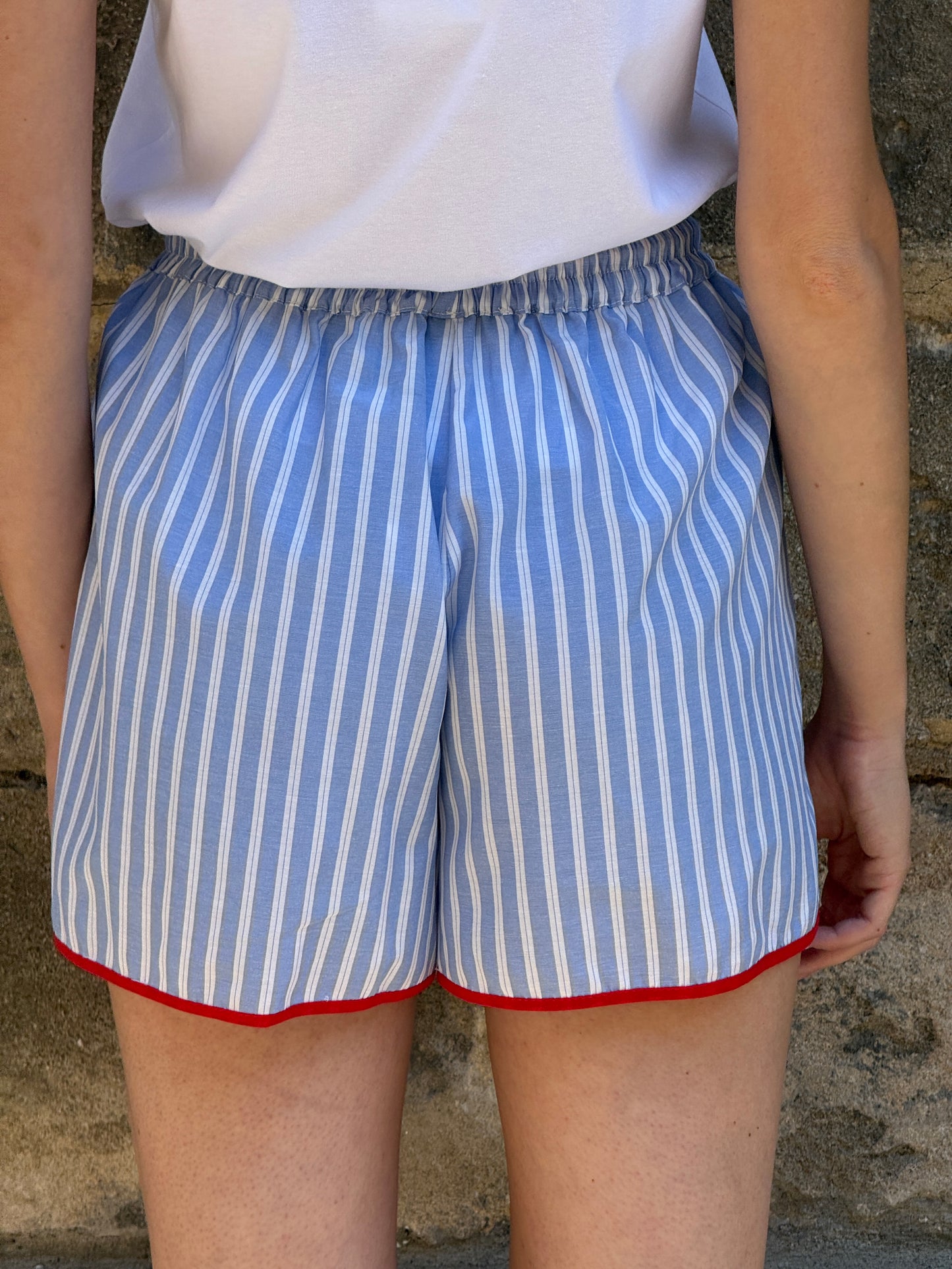 Shorts rigati con dettaglio passamaneria - Philia Loft