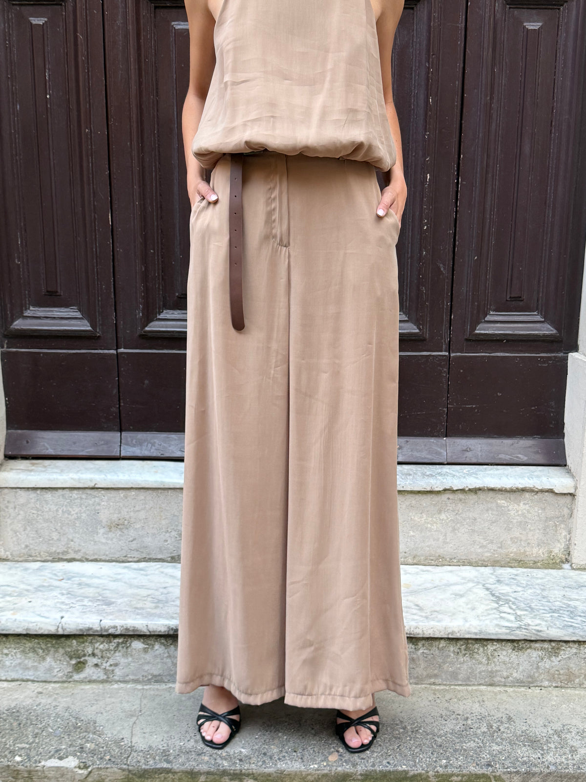 Pantalone gamba ampia nocciola in modal - Philia Loft