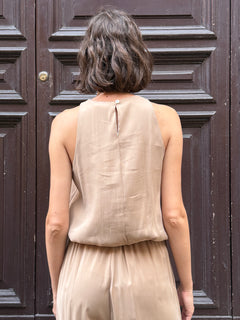 Top smanicato nocciola in modal - Philia Loft