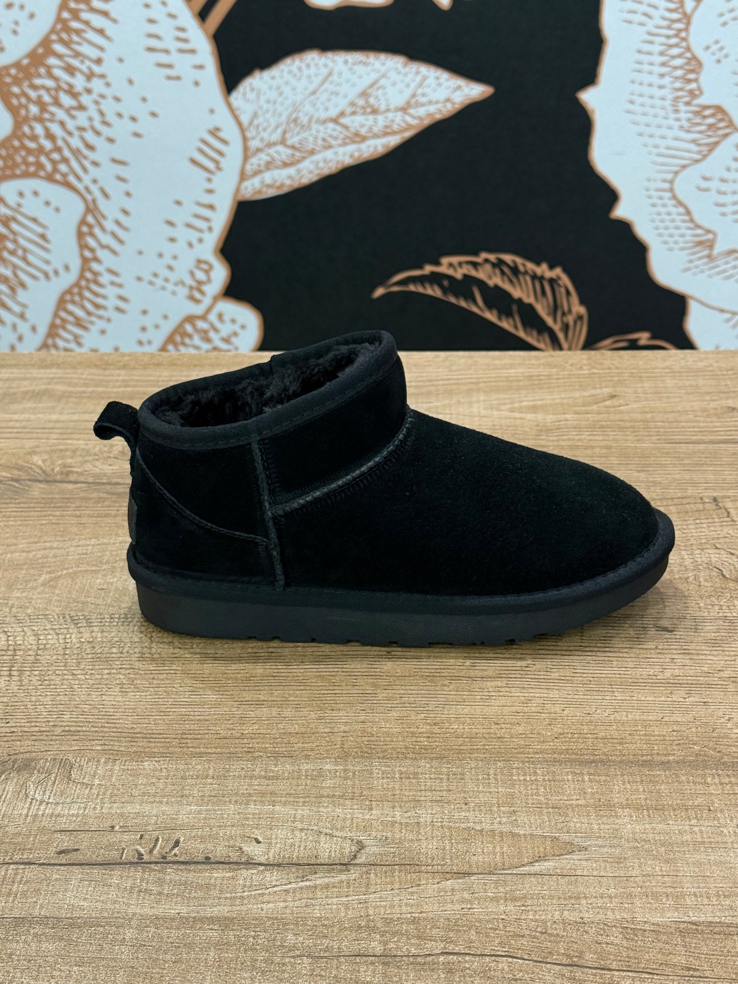 Stivaletto in camocio nero - Ovyé