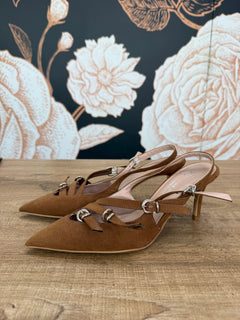 Slingback in suede con fibbie colore cuoio - Divine Follie