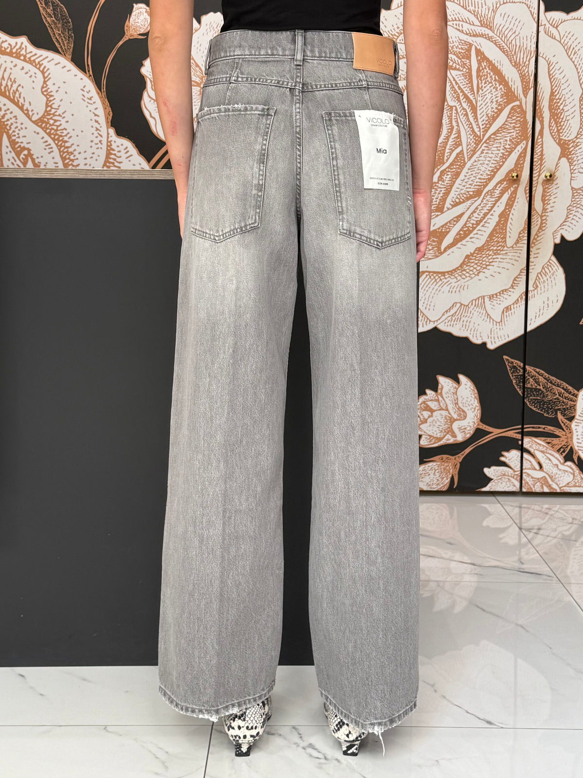 Jeans baggy modello MIA grigio - Vicolo