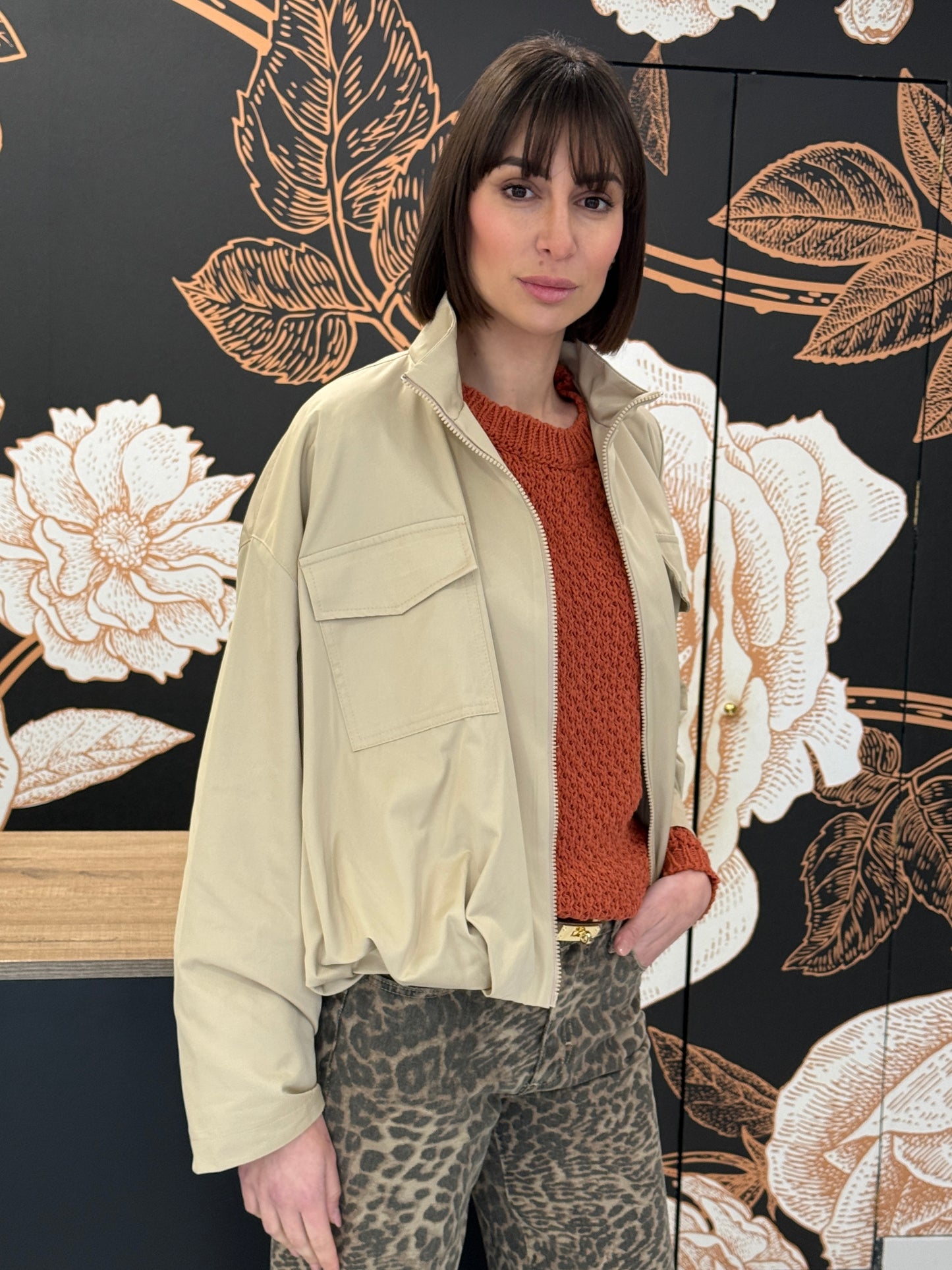 Bomber con zip e tasconi beige - Kontatto