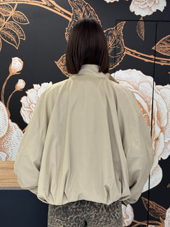 Bomber con zip e tasconi beige - Kontatto