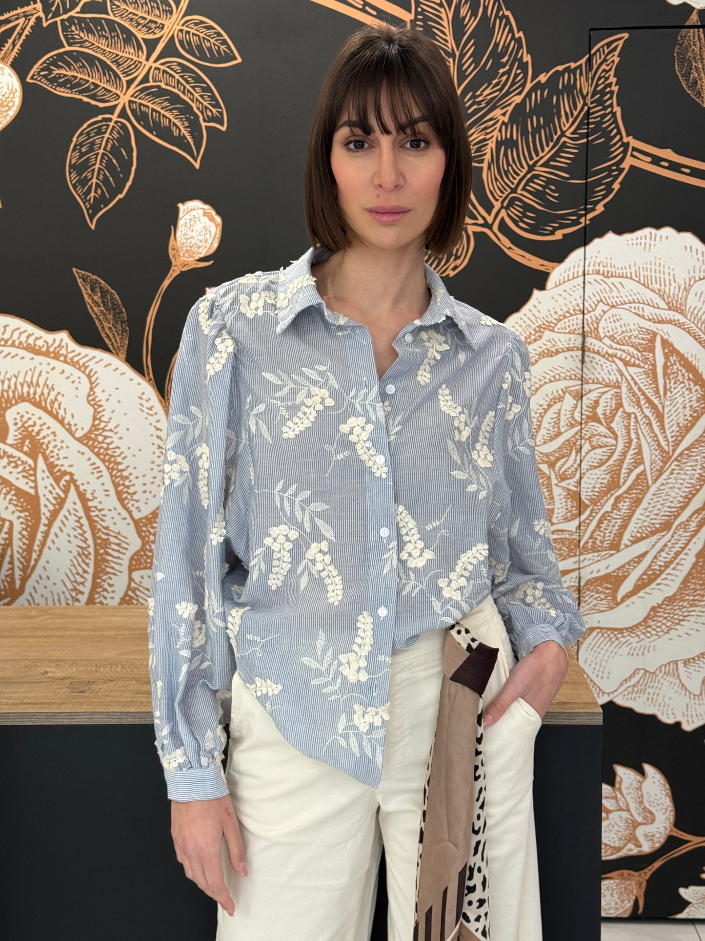 Camicia maniche ballon con ricami - Kontatto