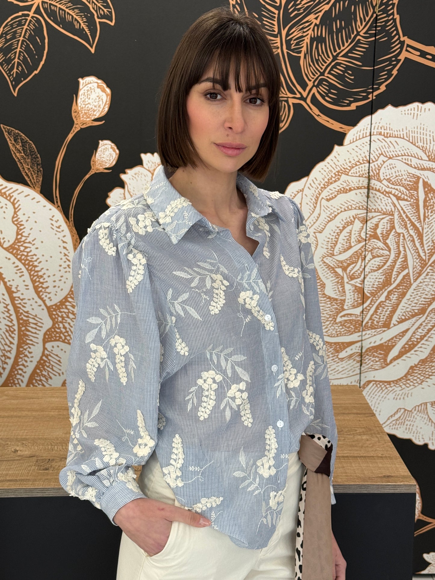 Camicia maniche ballon con ricami - Kontatto