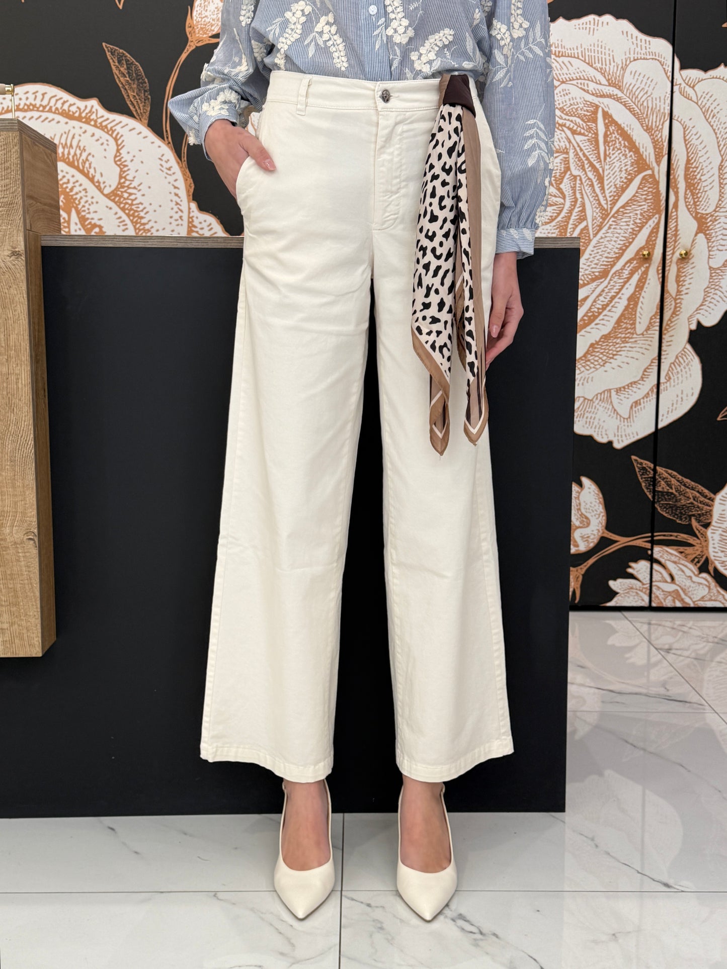Pantalone chino avorio con foulard - Kontatto
