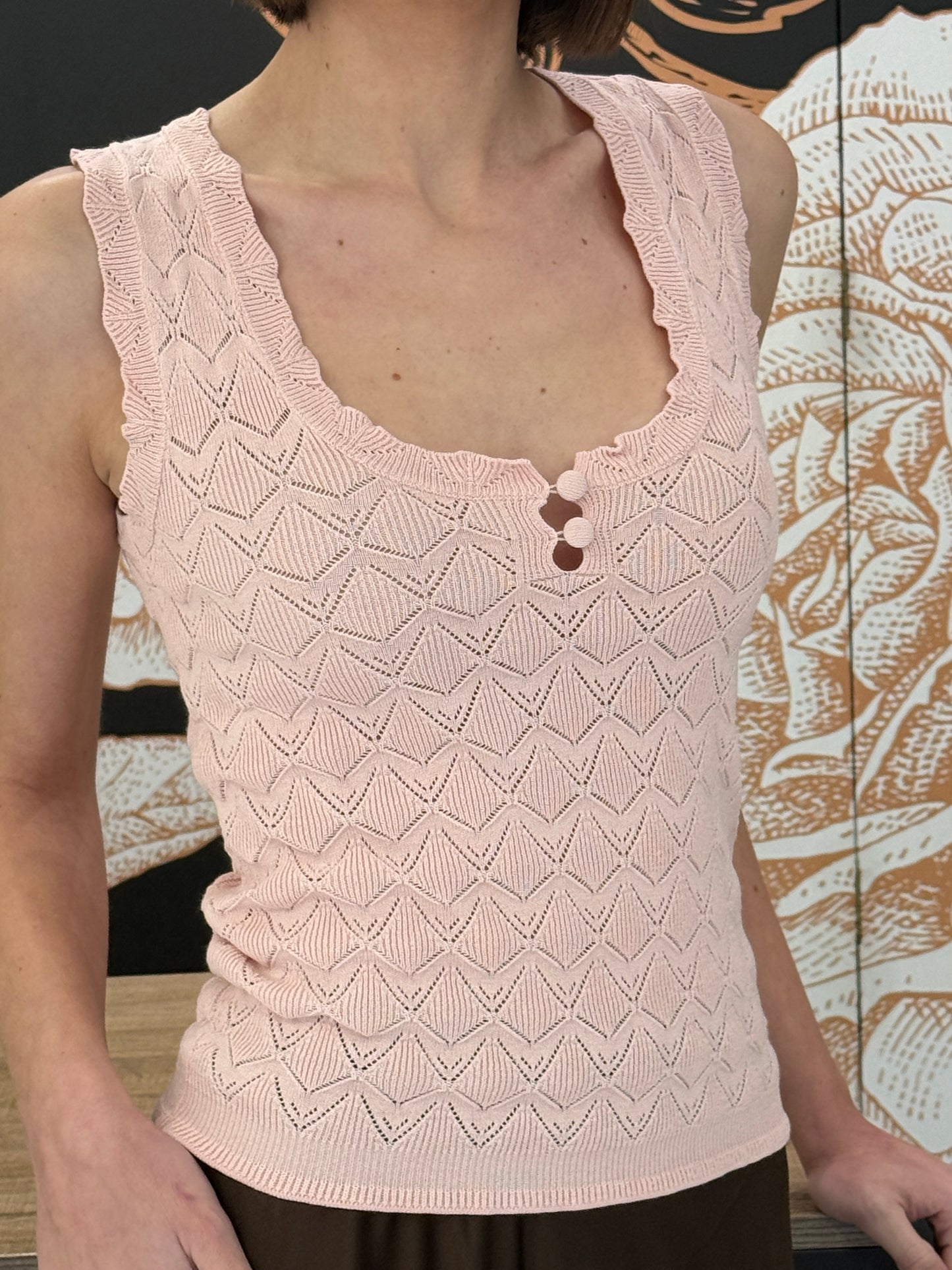 Top traforato con bottoncini rosa - Kontatto