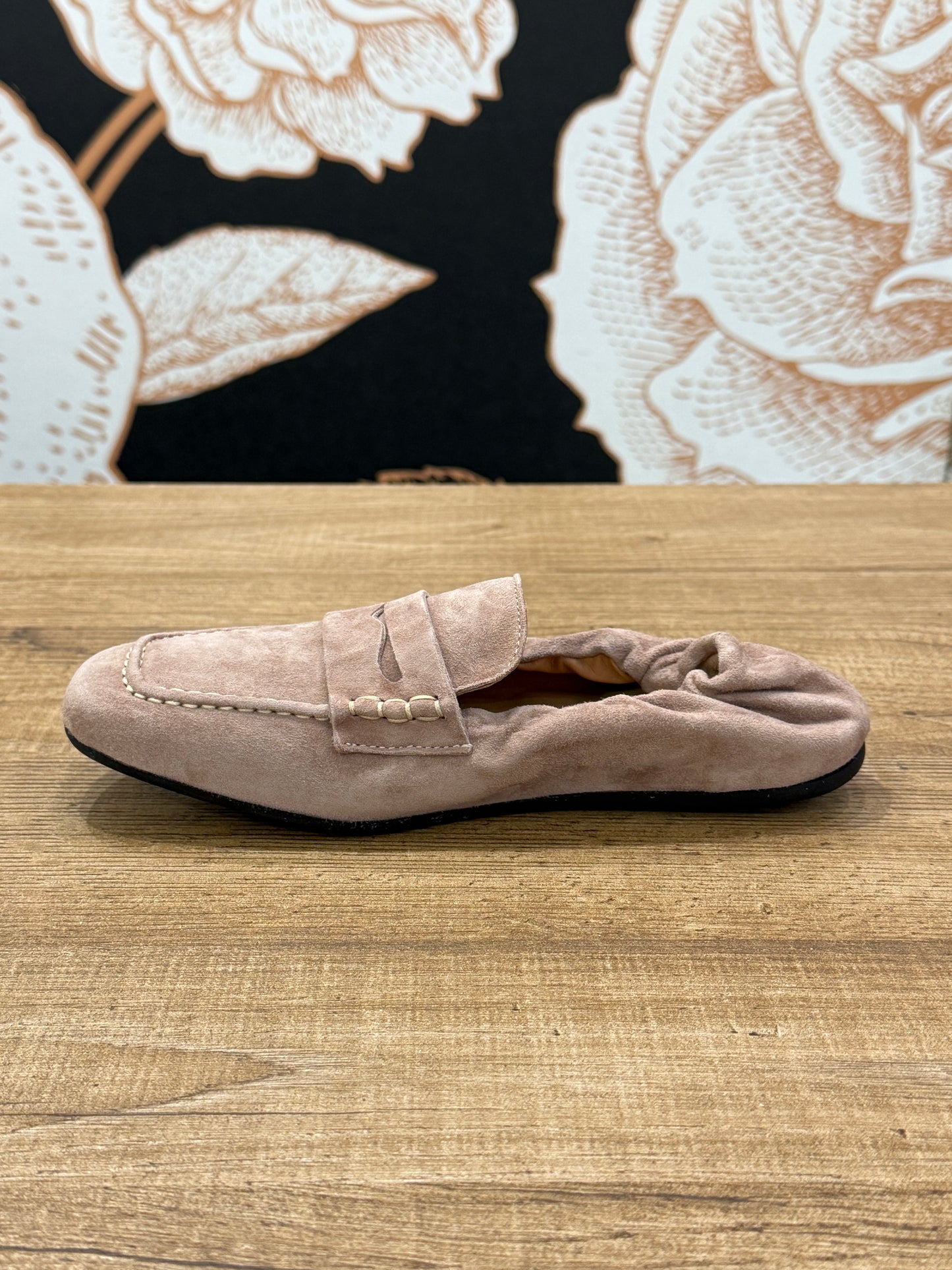Mocassino slipper in camoscio cipria - Ovyé