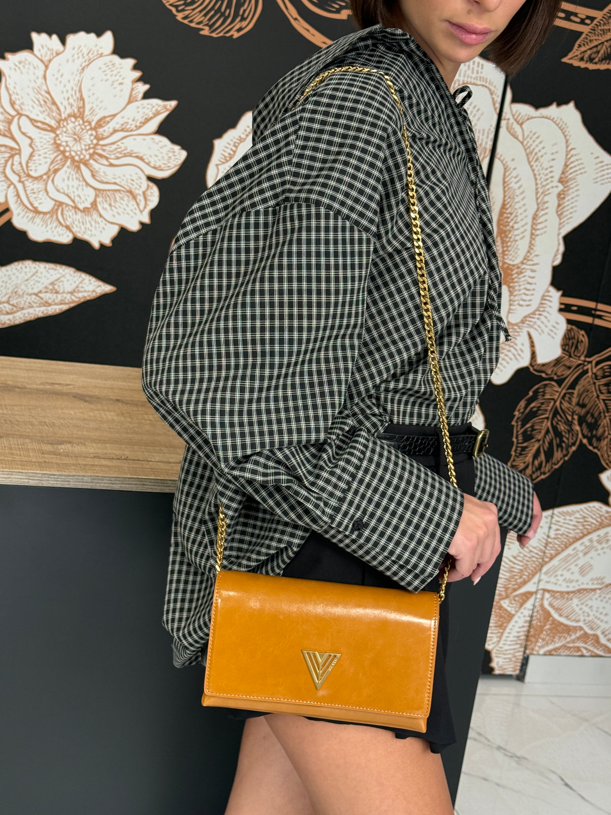 Borsa Shibuya a tracolla in ecopelle ocra- vicolo