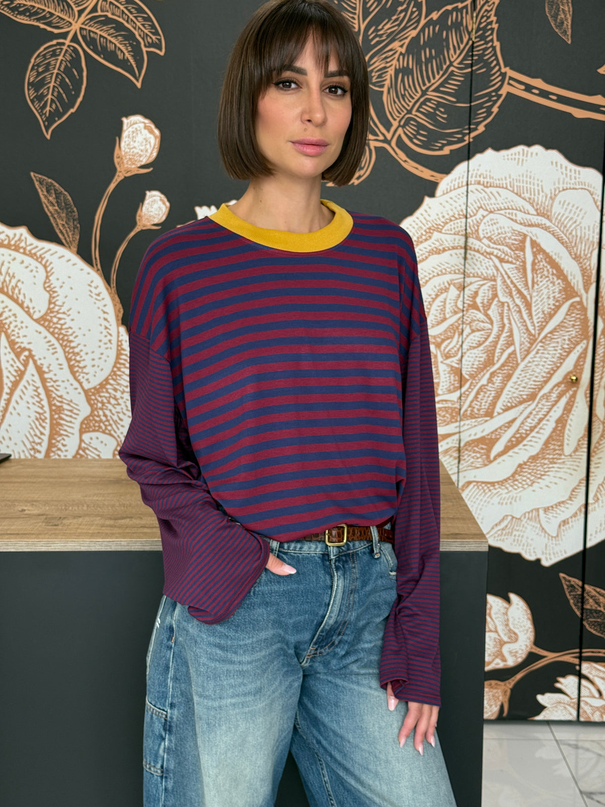 T-SHIRT MILLE RIGHE MANICA CAMPANA  COLLO A CONTRASTO - HAVEONE