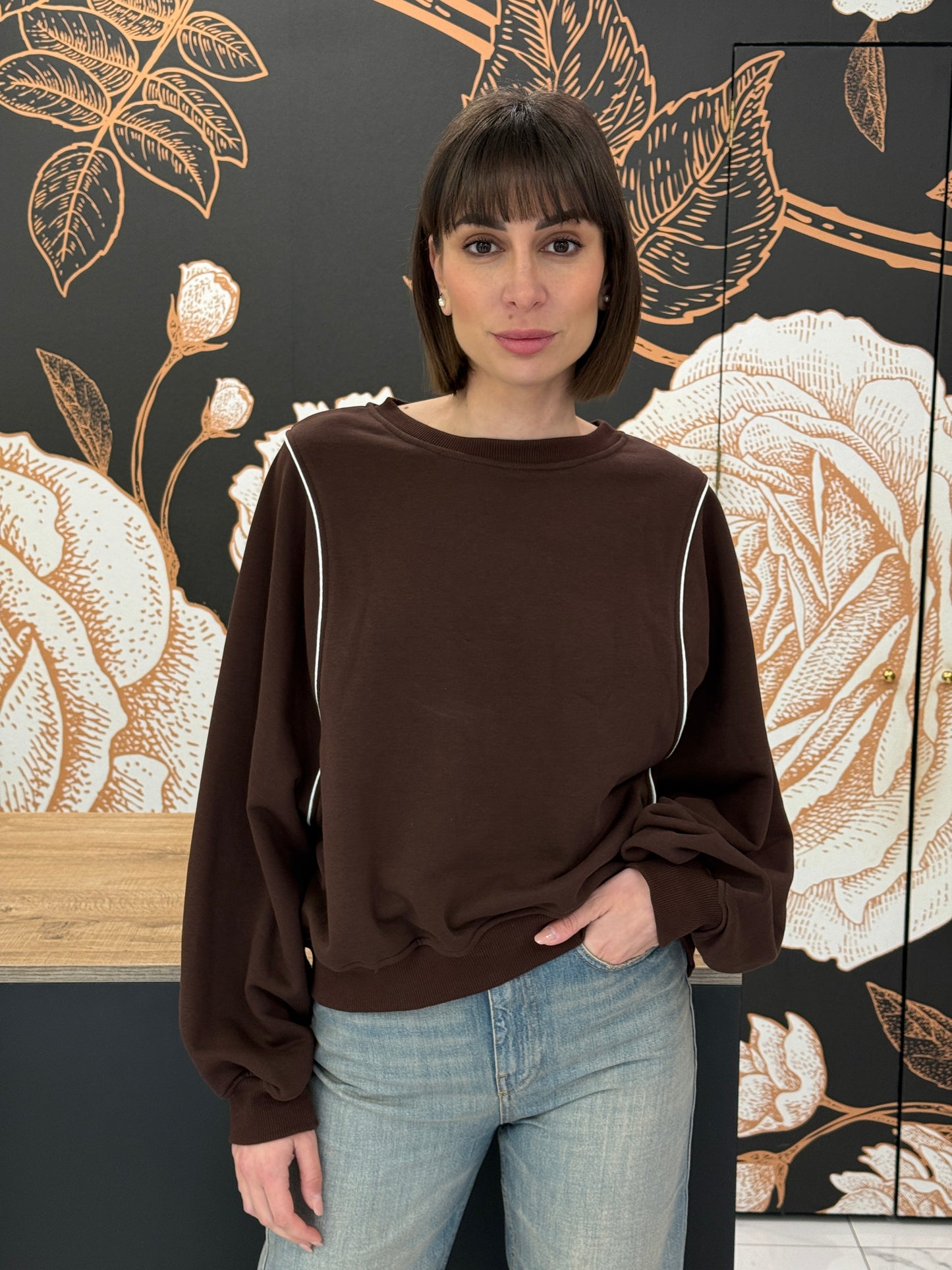 Felpa marrone con profilo bianco - Vicolo