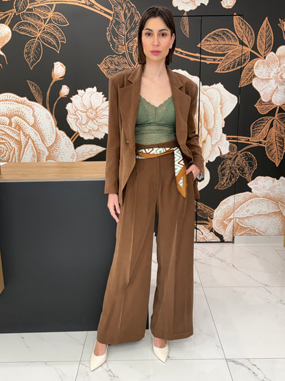 Pantalone con pinces e foulard cioccolato - Kontatto