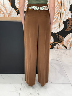 Pantalone con pinces e foulard cioccolato - Kontatto