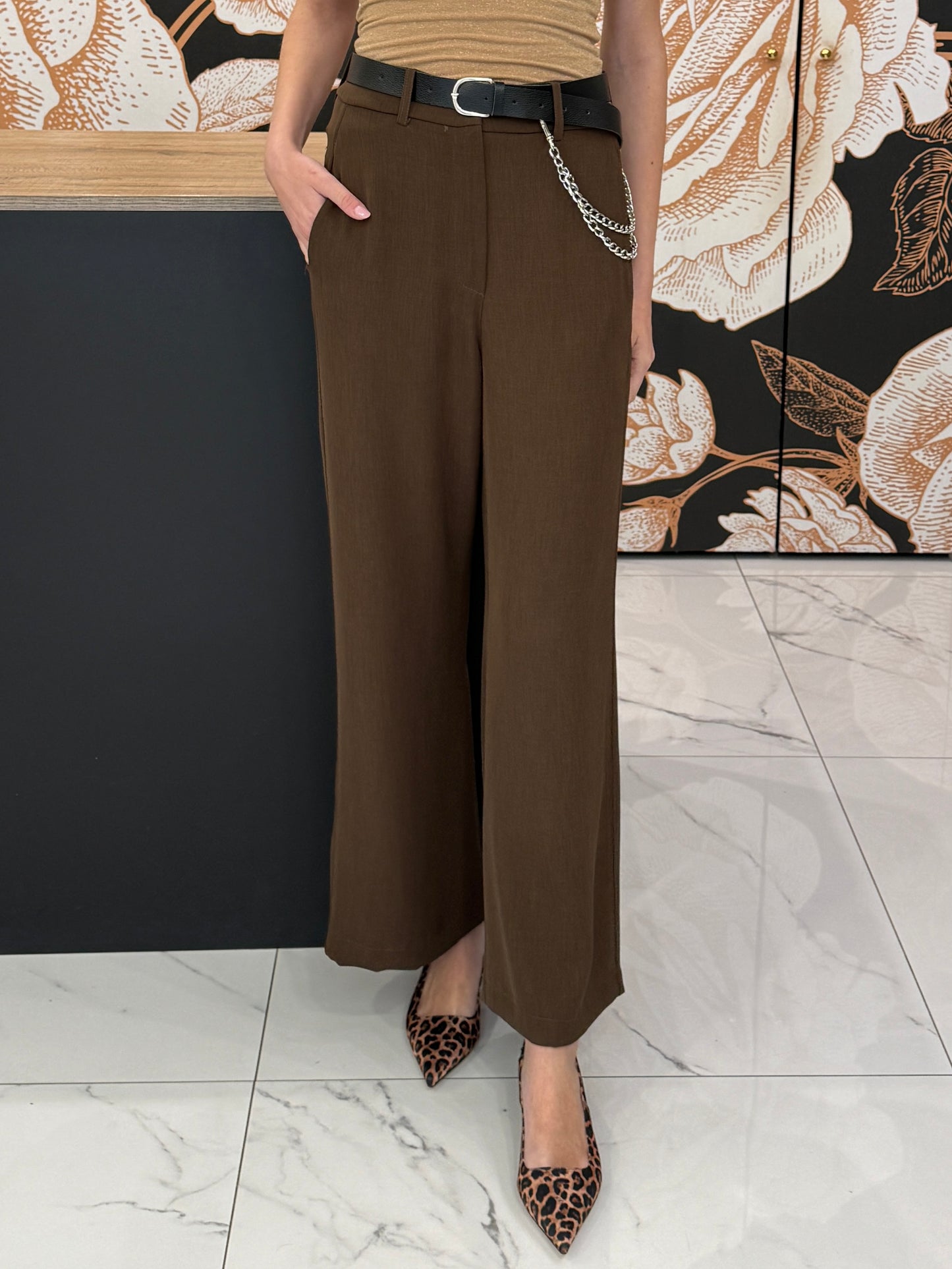 Pantalone fluido a gamba ampia con cintura - HAVEONE