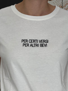 T-shirt maniche corte " Per certi versi, per altri bevi" - Vicolo
