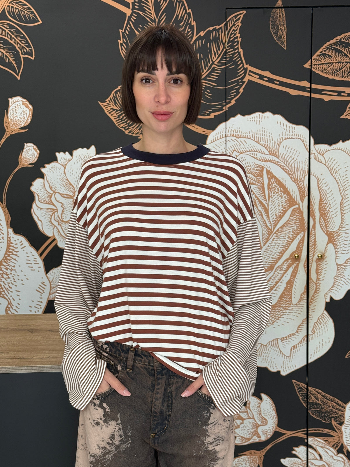 T-SHIRT MILLE RIGHE MANICA CAMPANA   COLLO A CONTRASTO - HAVEONE