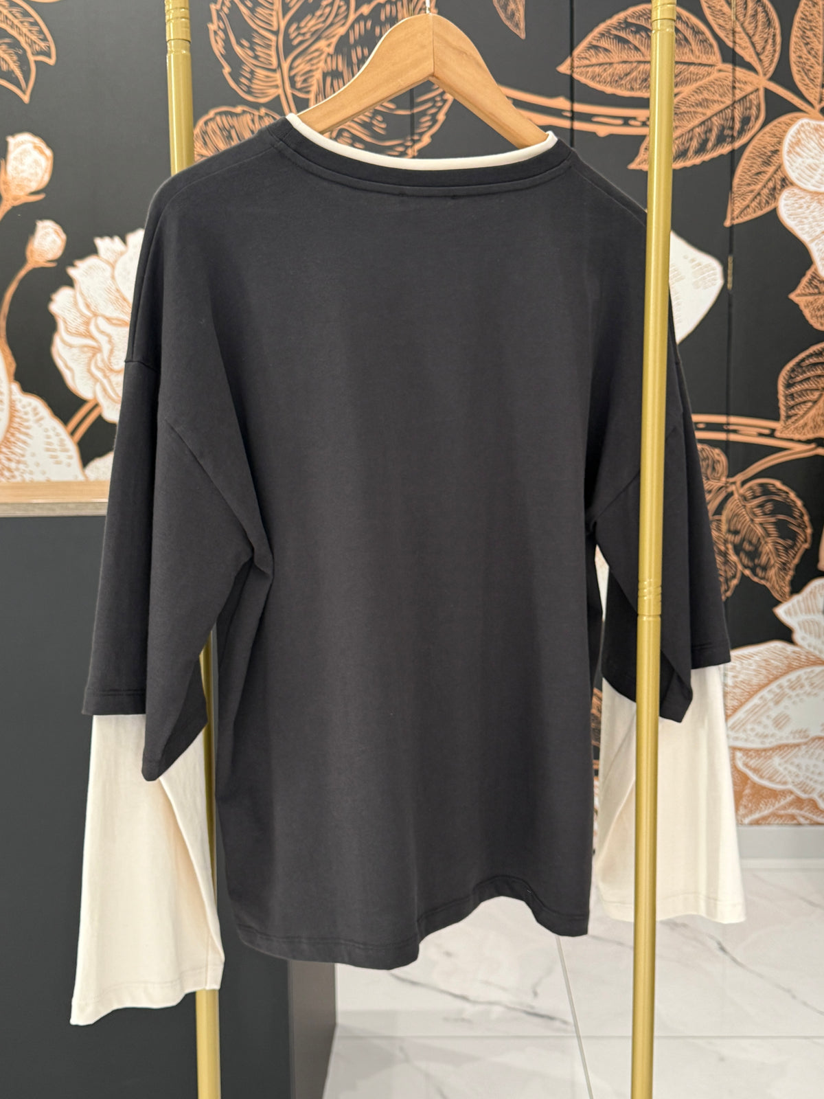 T-shirt doppia manica a contrasto di colore asfalto - Vicolo