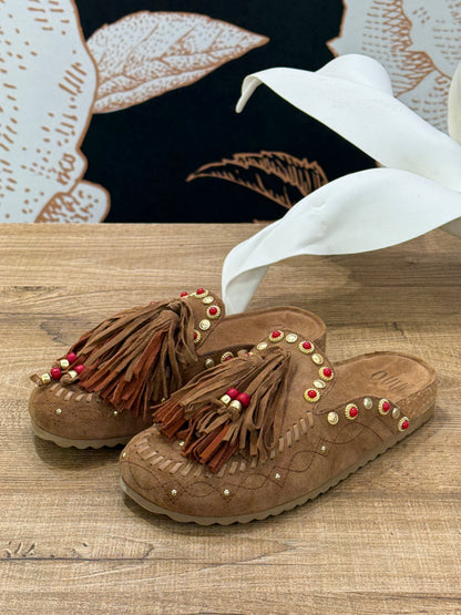 Sabot in suede con frange e perline - Ovyé