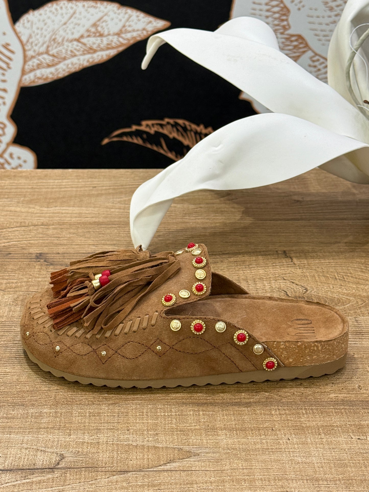 Sabot in suede con frange e perline - Ovyé