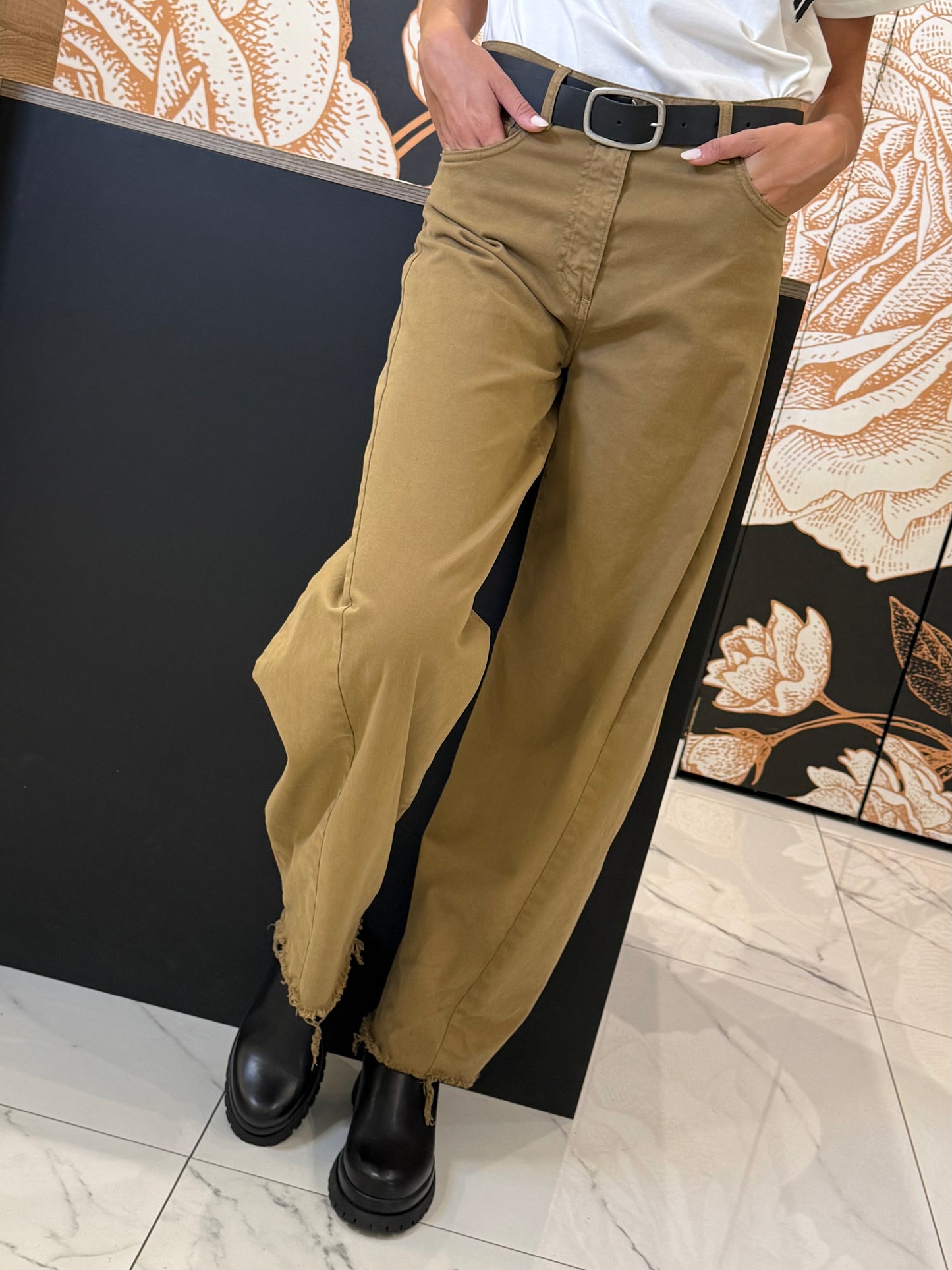 Pantalone balloon fit sfrangiato elasticizzato - Souvenir Clubbing
