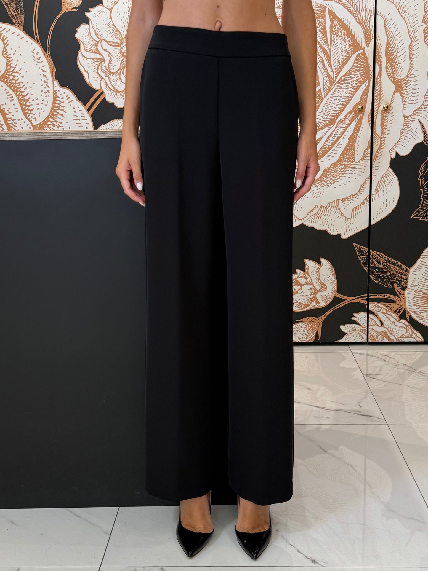 Completo Giacca monopetto e Pantalone nero - kontatto